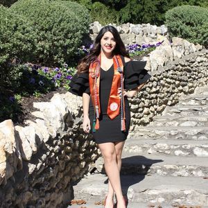 Meet your Posher, Leslie